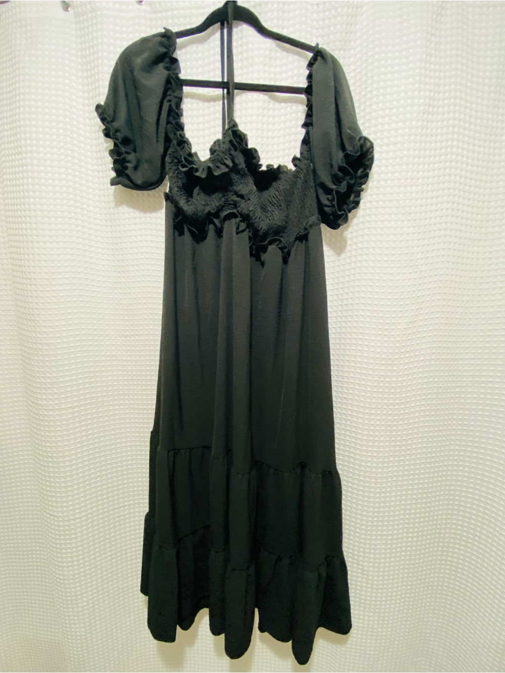 SHEIN Black Ruffled Maxi Dress with Puff Sleeves